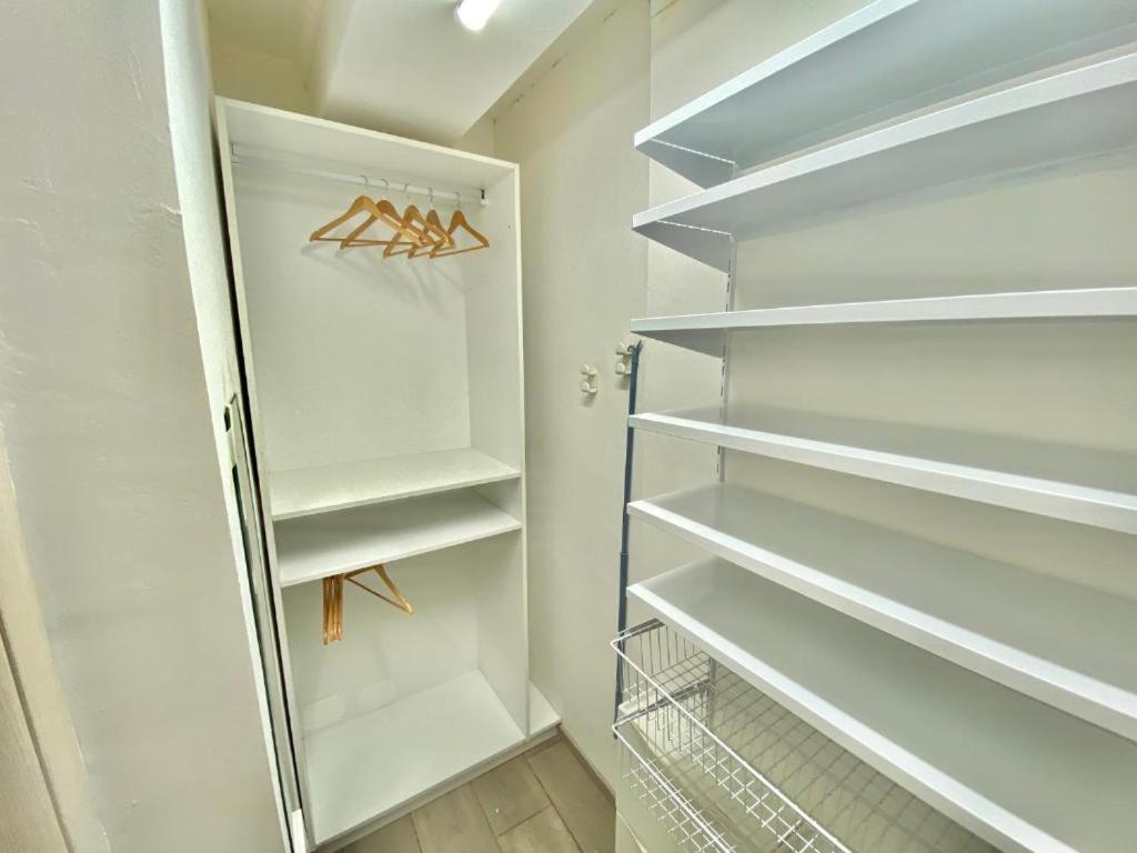 Bocconi Home, Moderna Ed Elegante, Spazioso E Luminoso, Con Due E Due Bagni * Mailand