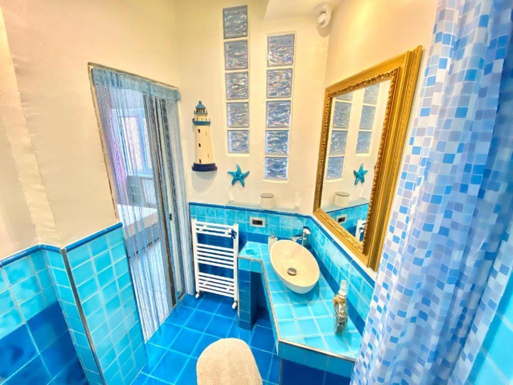 Bocconi Home, Moderna Ed Elegante, Spazioso E Luminoso, Con Due E Due Bagni Appartamento *
